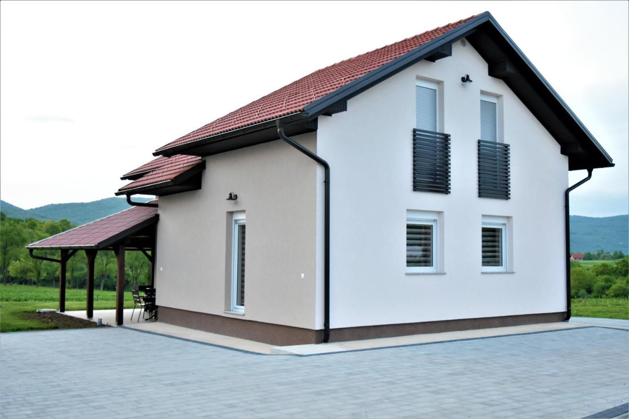 Guest House Tonka Otočac Esterno foto