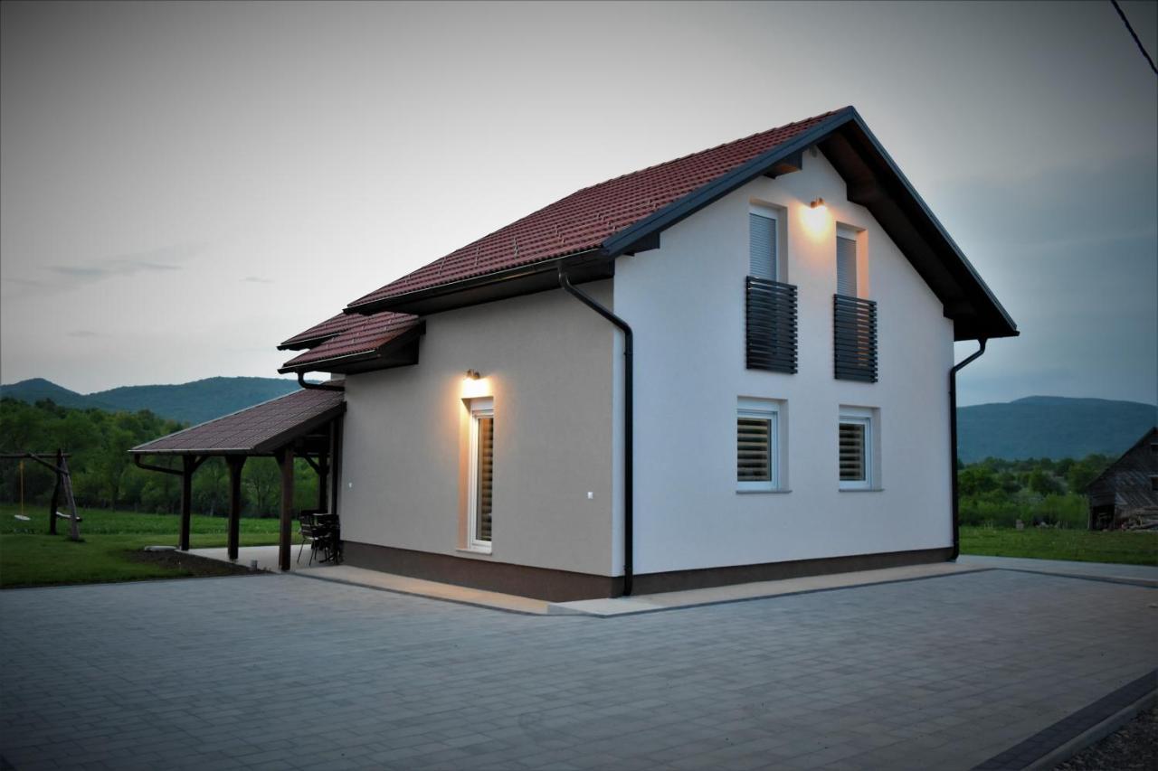 Guest House Tonka Otočac Esterno foto